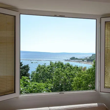 Ana, 2 Bedroom, Near Sandy Beach * Omis