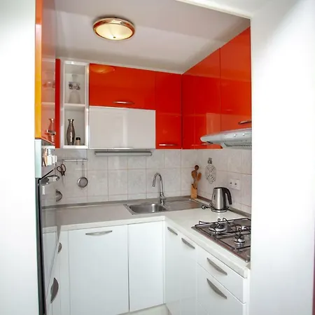 Ana, 2 Bedroom, Near Sandy Beach