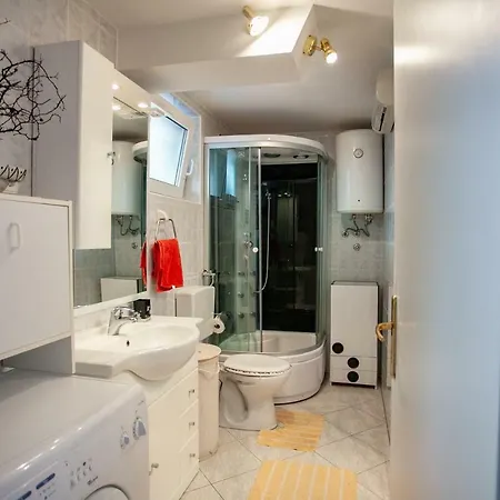 Ana, 2 Bedroom, Near Sandy Beach