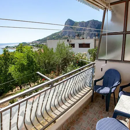 Apartment Ana, 2 Bedroom, Near Sandy Beach *