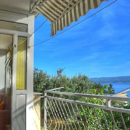 Ana, 2 Bedroom, Near Sandy Beach * Omis